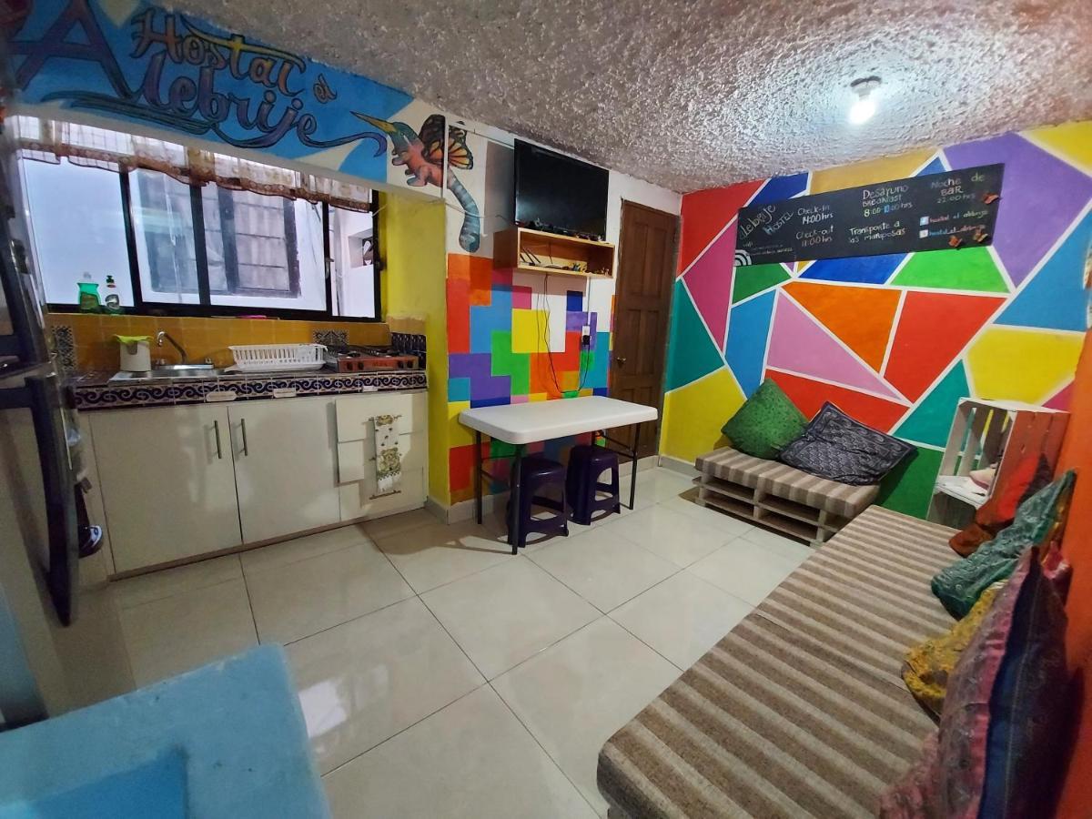 Hostal El Alebrije Valle de Bravo Exterior photo